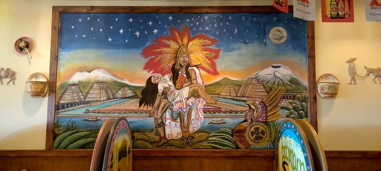 Mariachi Loco atmosphere